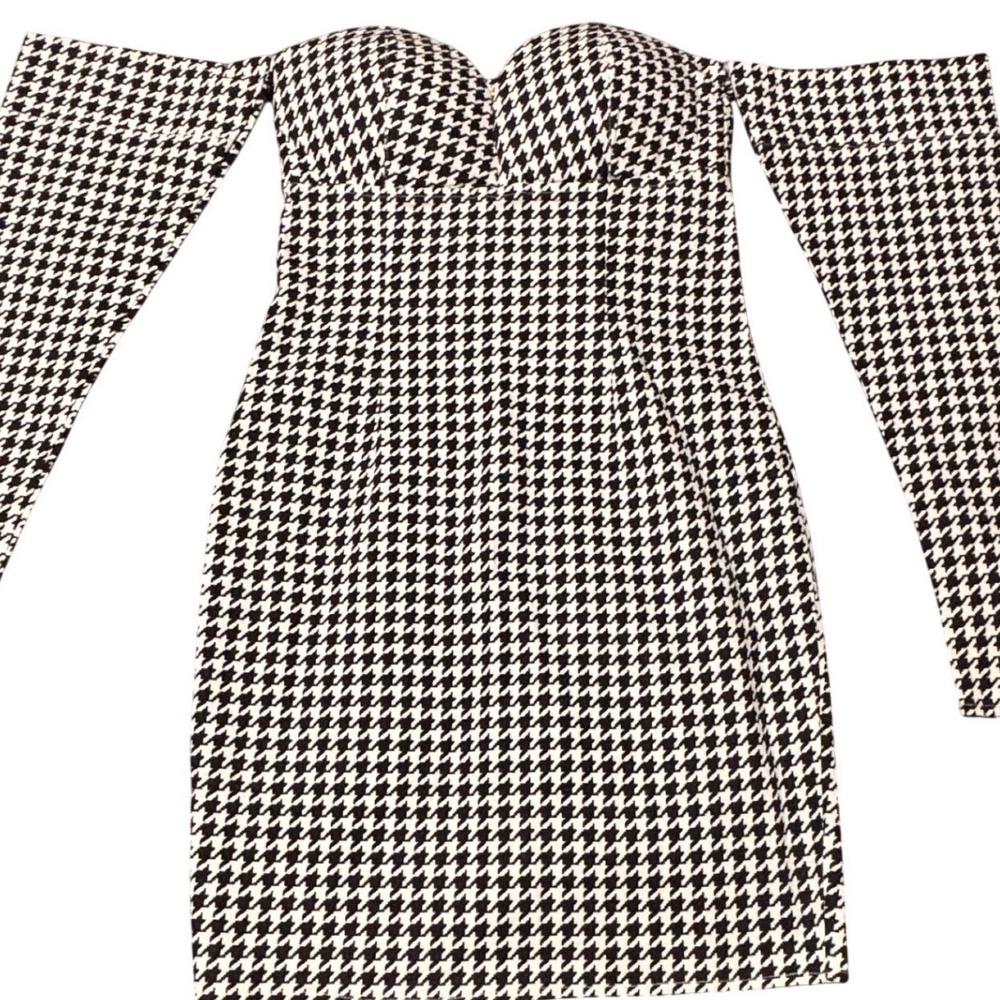 Itzae Womens Houndstooth Off Shoulder Mini Dress‎ Black White Sweetheart Size M